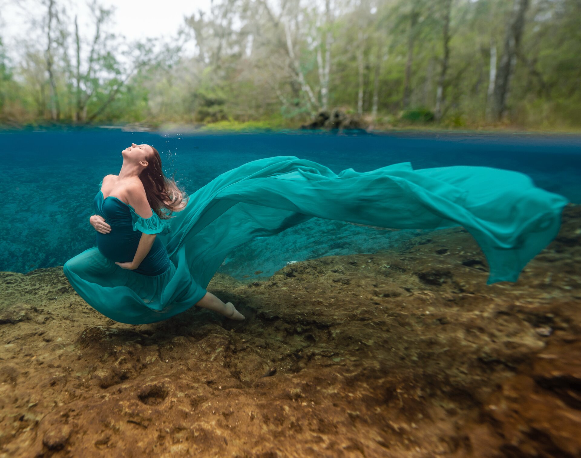 Underwater maternity photography in Florida springs